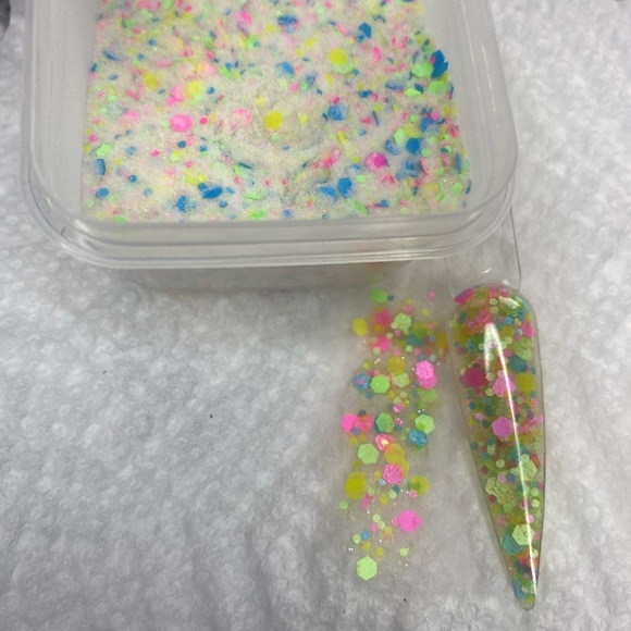 Confetti glitter acrylic powder mix - Picture 4 of 5